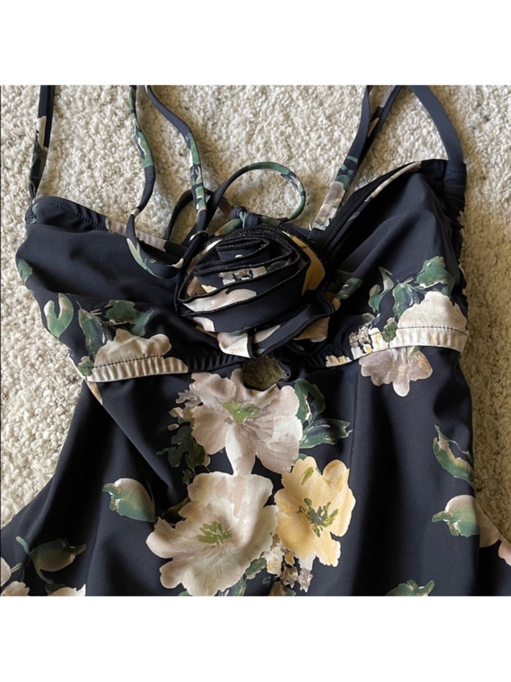 MONTCE Devin Rosa Ruffle One Piece Swimsuit - Picture 5 of 8